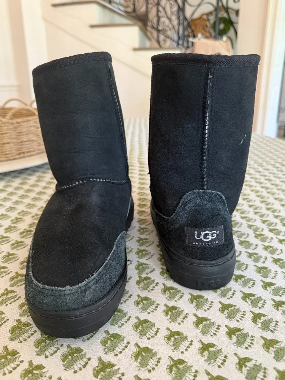 Black UGG Australian Made Classic 3/4 Boots | Size W 8